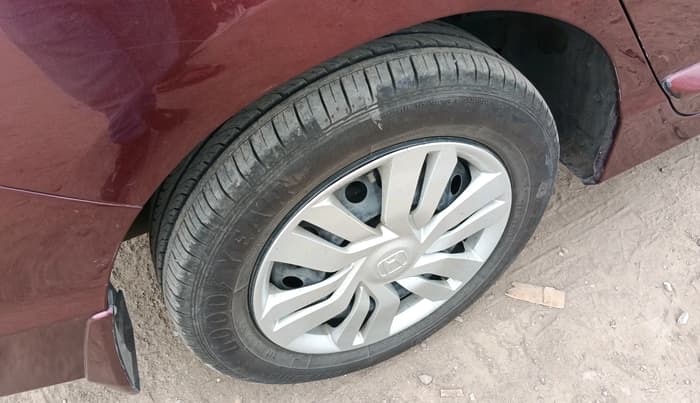 2014 Honda City 1.5L I-DTEC SV, Diesel, Manual, 85,279 km, tyre
