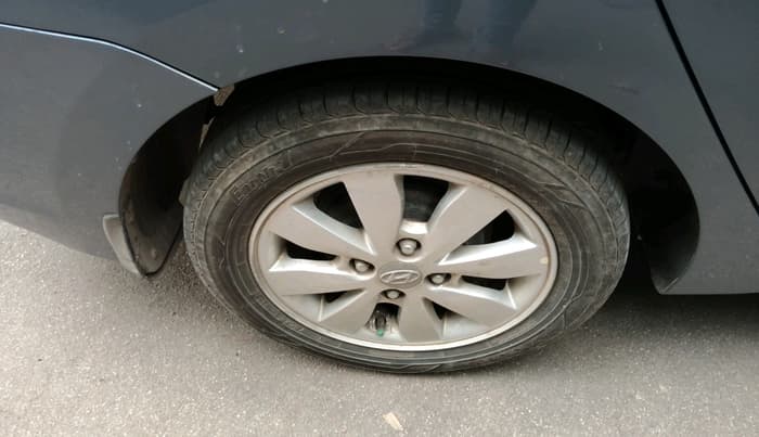 2014 Hyundai Xcent S (O) 1.2, Petrol, Manual, 38,736 km, tyre