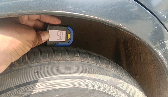 2011 Maruti Swift Dzire VXI, Petrol, Manual, 1,83,487 km, tyre