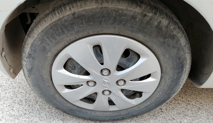 2011 Hyundai i10 SPORTZ 1.2, Petrol, Manual, 67,771 km, tyre