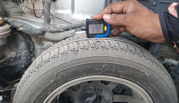 2012 Tata Nano LX, Petrol, Manual, 70,502 km, tyre