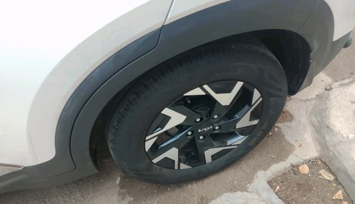 2024 KIA SONET GTX PLUS 1.5 DIESEL AT, Diesel, Automatic, 18,340 km, tyre
