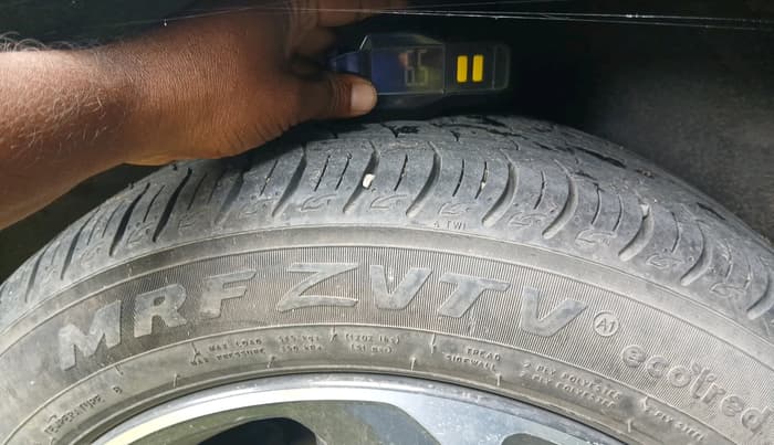 2021 Tata ALTROZ XZ PETROL, Petrol, Manual, 7,120 km, tyre