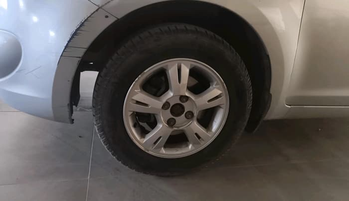 2011 Hyundai i20 ASTA 1.4 CRDI, Diesel, Manual, 1,21,497 km, tyre