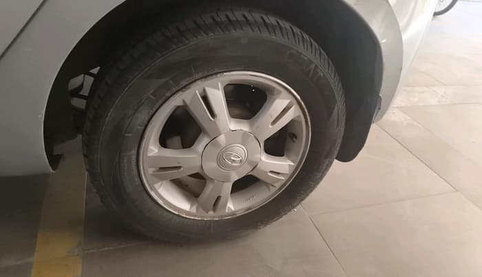 2011 Hyundai i20 ASTA 1.4 CRDI, Diesel, Manual, 1,21,497 km, tyre