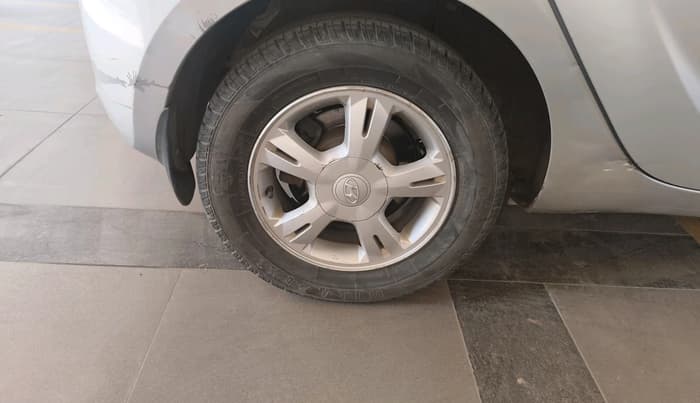 2011 Hyundai i20 ASTA 1.4 CRDI, Diesel, Manual, 1,21,497 km, tyre