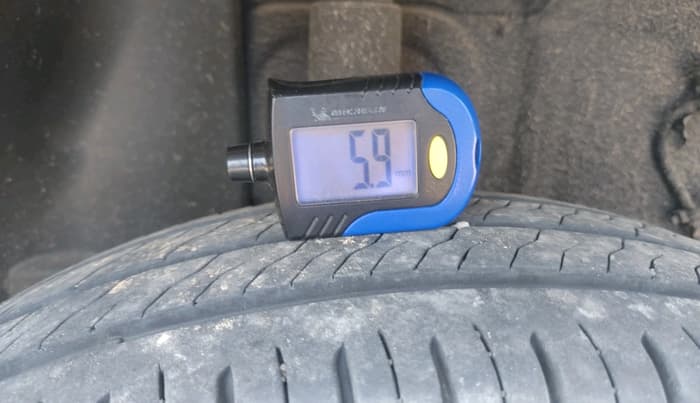 2025 Tata PUNCH Adventure Plus AMT, Petrol, Automatic, 7,667 km, tyre