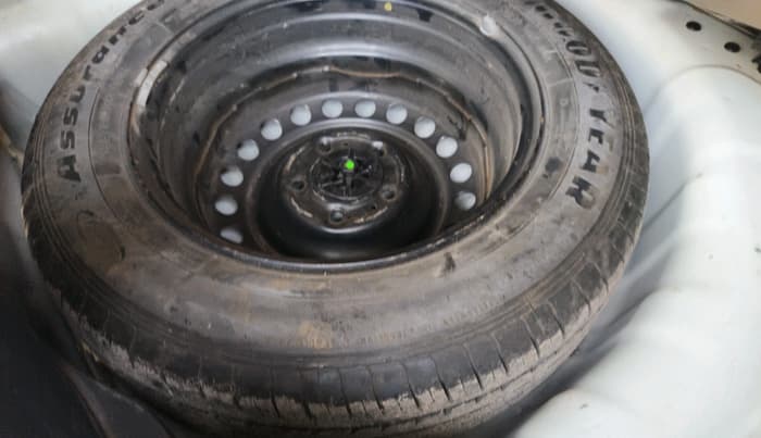 2019 Hyundai VENUE SX 1.0 TURBO, Petrol, Manual, 44,706 km, tyre