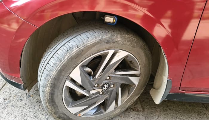 2021 Hyundai NEW I20 ASTA 1.2 AT, Petrol, Automatic, 38,026 km, tyre