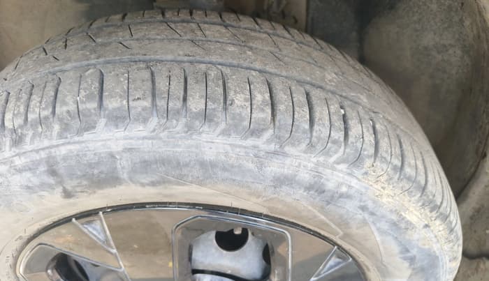 2022 Tata PUNCH ADVENTURE MT, Petrol, Manual, 38,856 km, tyre