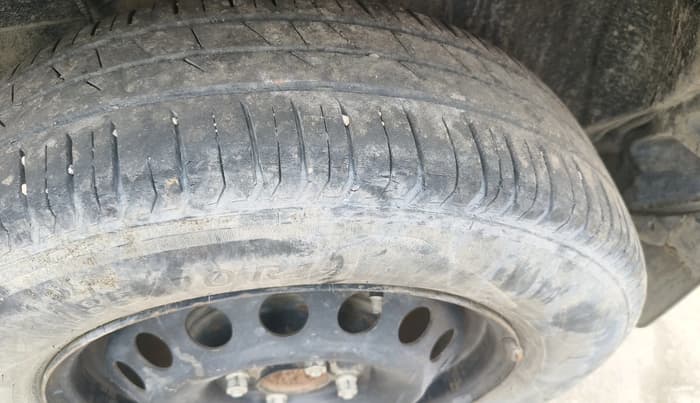 2022 Tata PUNCH ADVENTURE MT, Petrol, Manual, 38,856 km, tyre