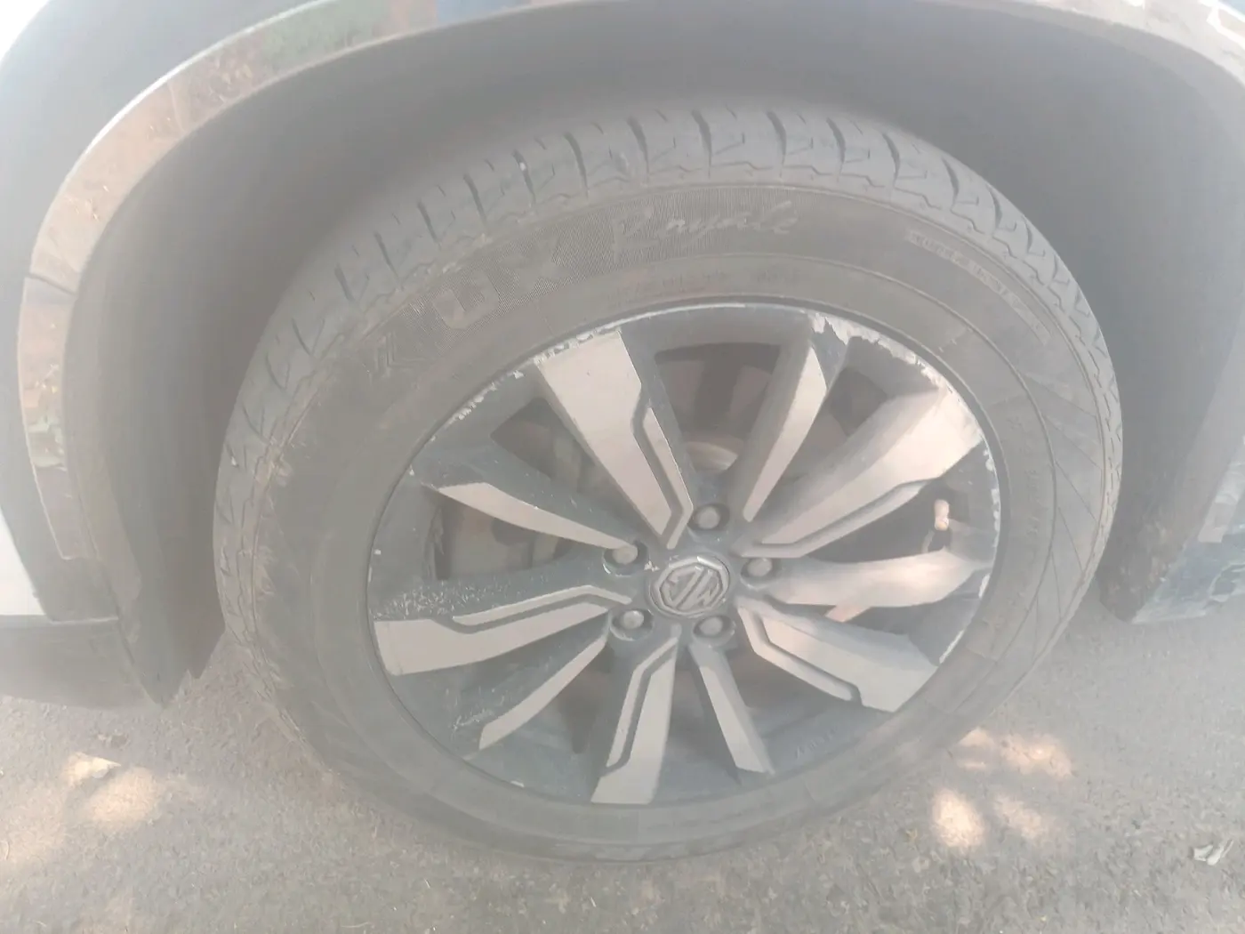 2019 MG HECTOR SHARP 2.0 DIESEL, Diesel, Manual, 76,544 km, tyre