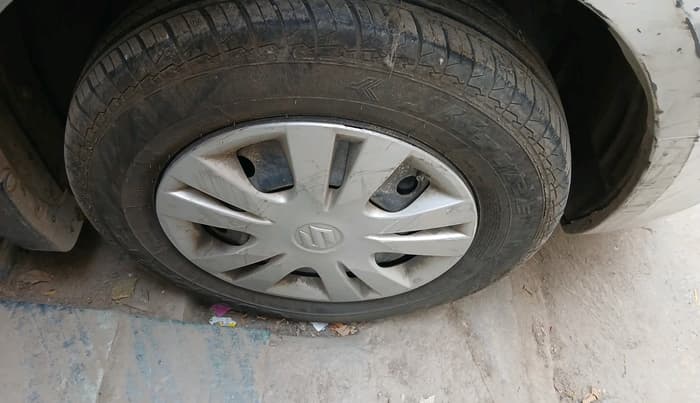 2013 Maruti Swift Dzire VXI, Petrol, Manual, 88,201 km, tyre
