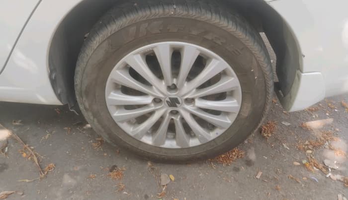 2016 Maruti Ciaz ZXI AT, Petrol, Automatic, 78,242 km, tyre
