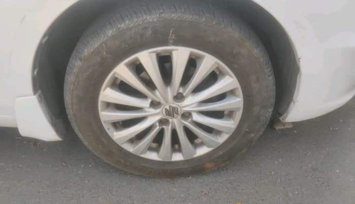 2016 Maruti Ciaz ZXI AT, Petrol, Automatic, 78,242 km, tyre