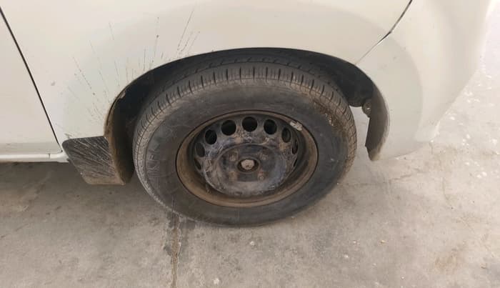 2018 Maruti Alto 800 LXI, Petrol, Manual, 73,558 km, tyre