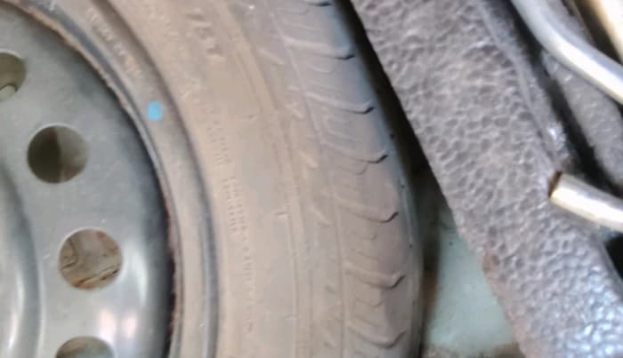 2013 Maruti Wagon R 1.0 VXI, Petrol, Manual, 62,633 km, tyre