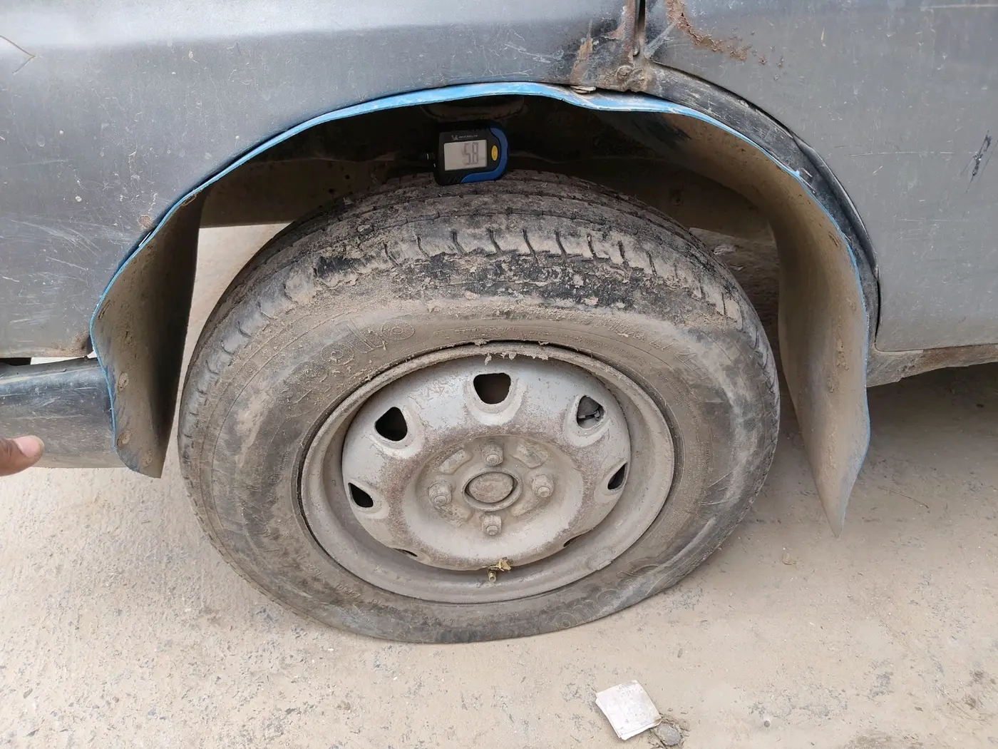 2014 Maruti Eeco 7 STR, Petrol, Manual, 2,50,001 km, tyre