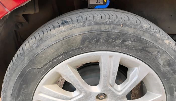 2018 Tata Tiago XZ PETROL, Petrol, Manual, 63,244 km, tyre