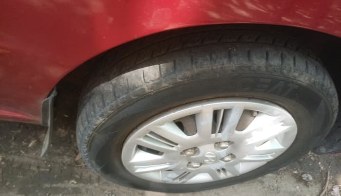 2011 Hyundai Santro Xing GLS, Petrol, Manual, 85,016 km, tyre
