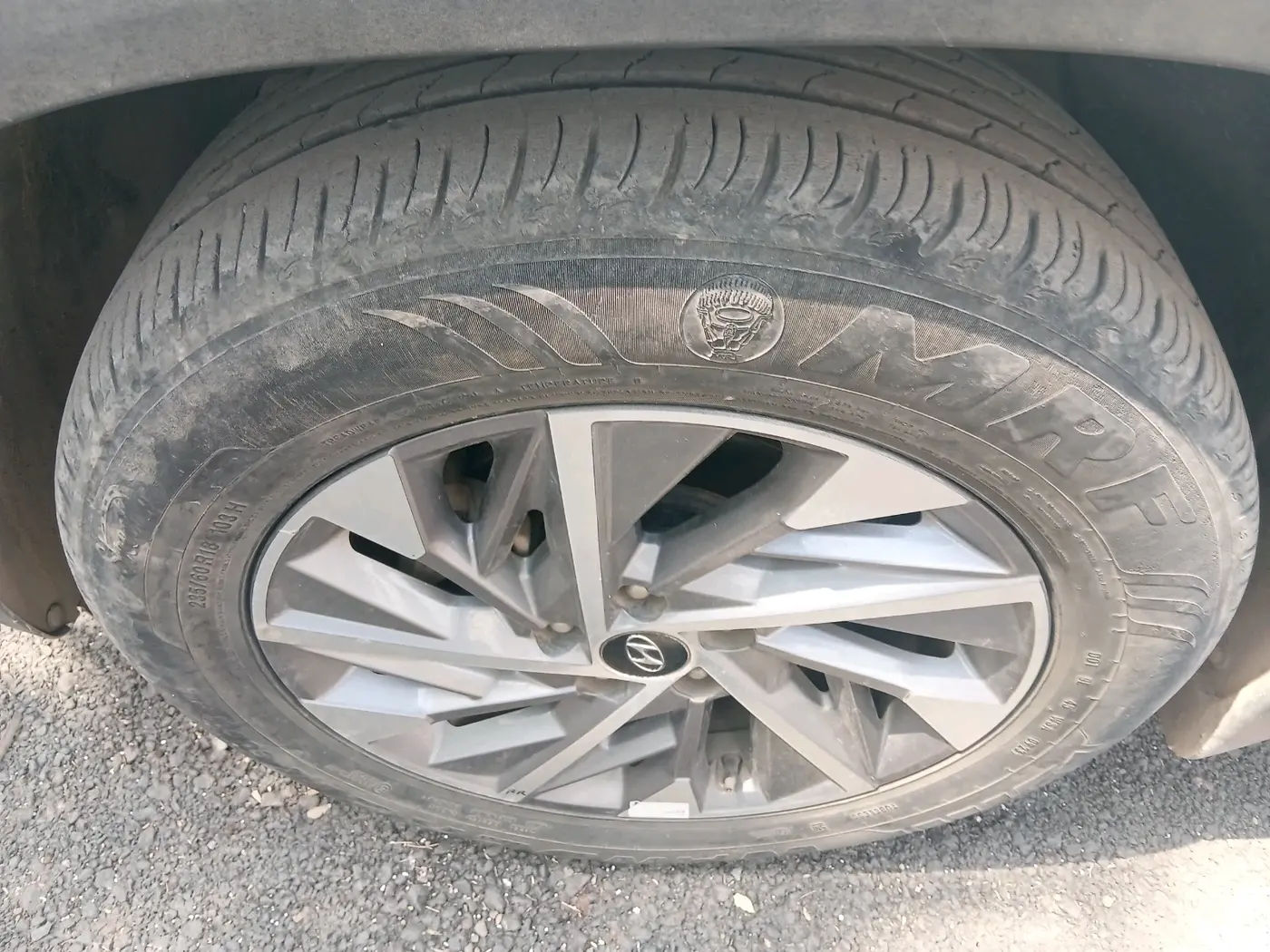 2023 Hyundai Tucson SIGNATURE 2.0 4WD AT DIESEL, Diesel, Automatic, 70,570 km, tyre