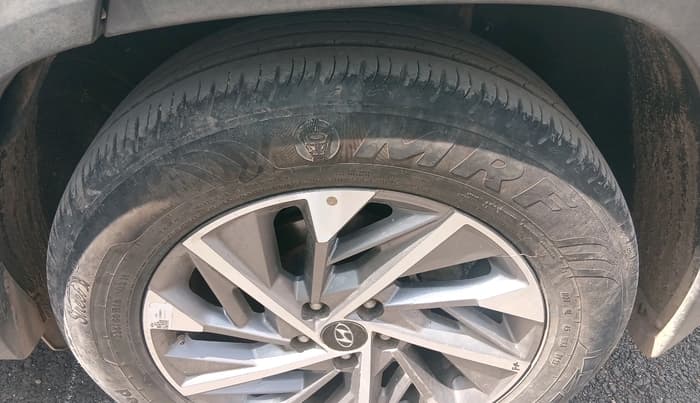 2023 Hyundai Tucson SIGNATURE 2.0 4WD AT DIESEL, Diesel, Automatic, 70,570 km, tyre