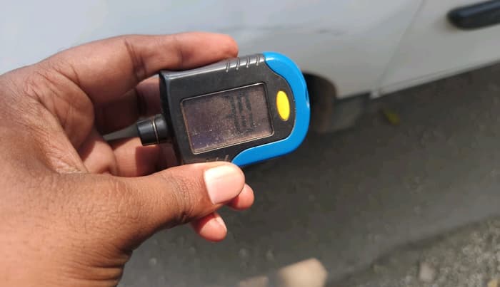 2020 Maruti Alto LXI CNG, CNG, Manual, 58,151 km, tyre