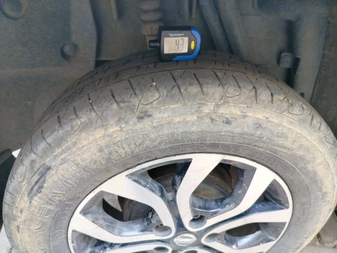 2014 Nissan Terrano XL D PLUS, Diesel, Manual, 1,36,101 km, tyre
