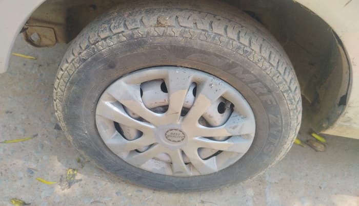 2011 Maruti Alto LXI, Petrol, Manual, 44,125 km, tyre