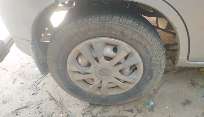 2011 Maruti Alto LXI, Petrol, Manual, 44,125 km, tyre