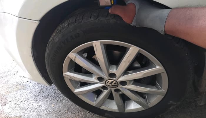 2018 Volkswagen Polo HIGHLINE PLUS 1.0 16 ALLOY, Petrol, Manual, 59,960 km, tyre