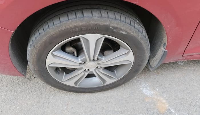 2019 Hyundai Verna 1.6 VTVT SX, Petrol, Manual, 92,156 km, tyre