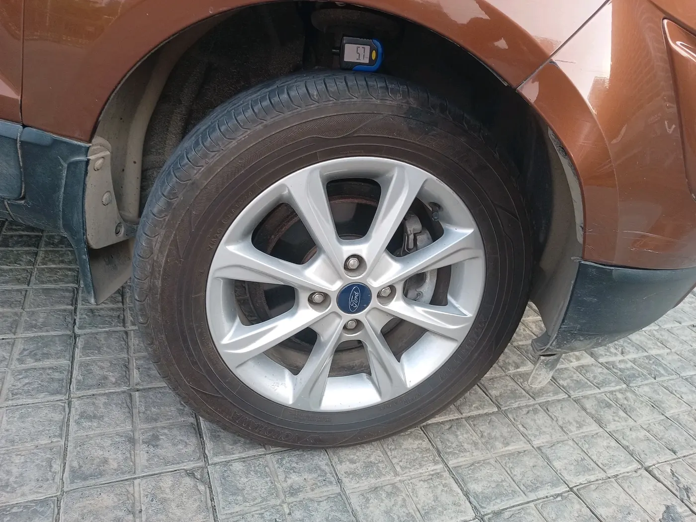 2018 Ford Ecosport TITANIUM 1.5L PETROL, Petrol, Manual, 1,04,507 km, tyre