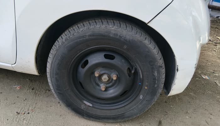2018 Datsun Go T (O), Petrol, Manual, 35,041 km, tyre