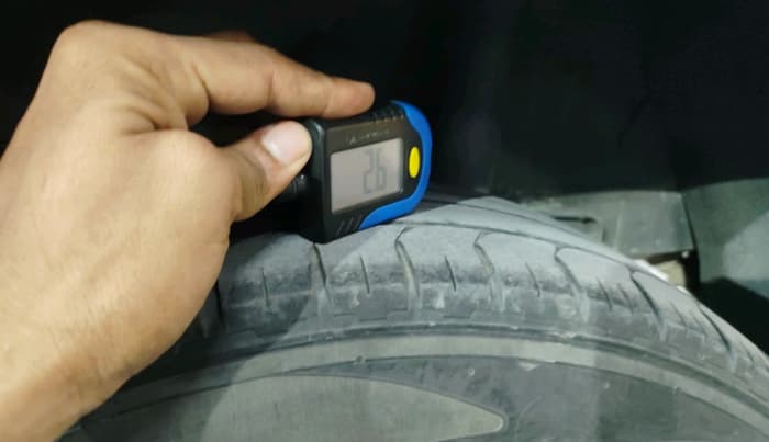 2021 Hyundai VENUE S 1.2, Petrol, Manual, 1,28,808 km, tyre
