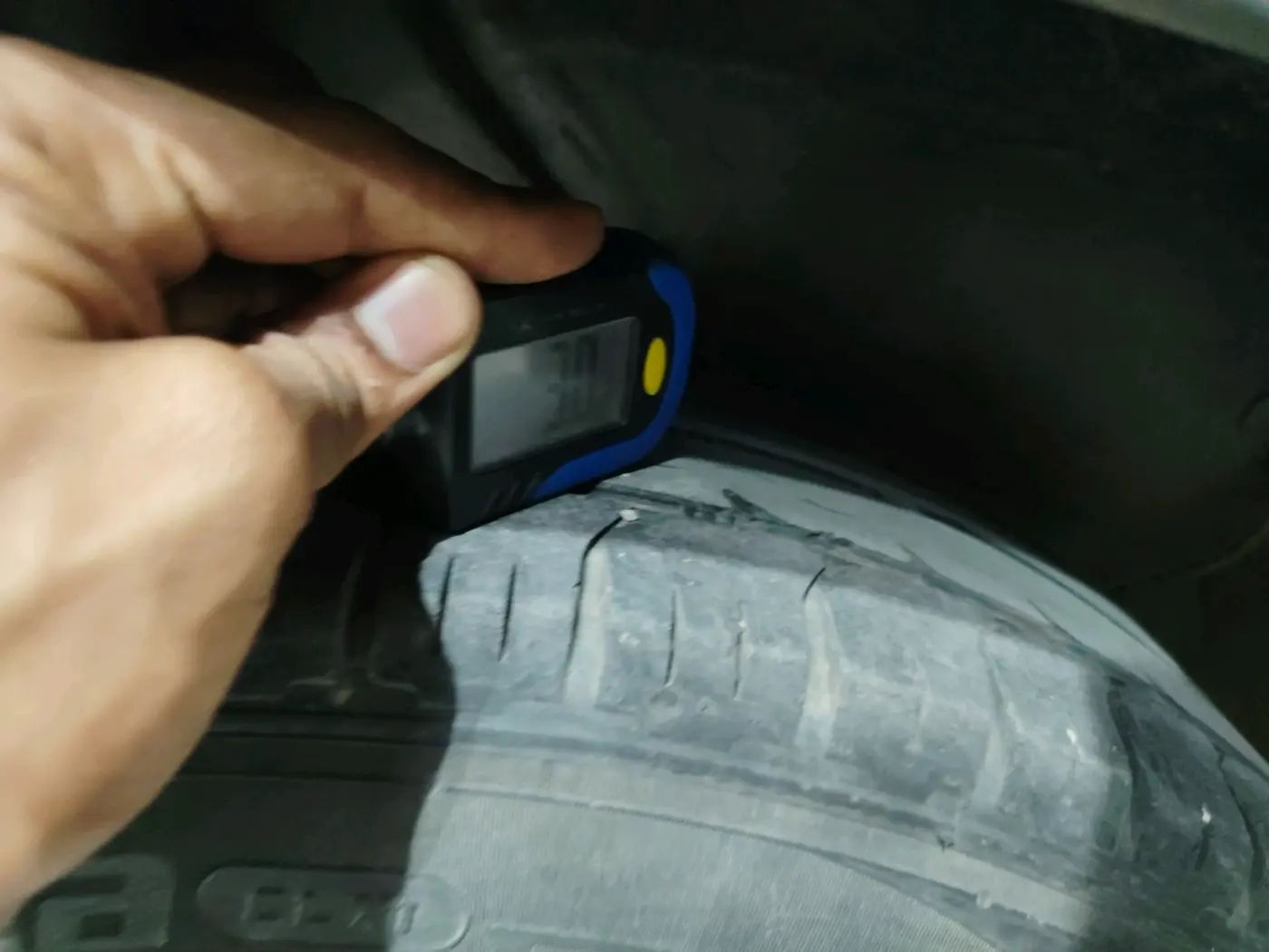 2021 Hyundai VENUE S 1.2, Petrol, Manual, 1,28,808 km, tyre
