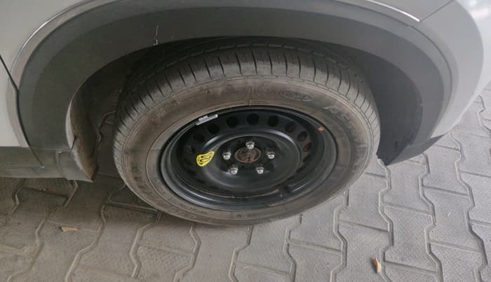 2020 KIA SONET GTX PLUS 1.5 AT, Diesel, Automatic, 1,15,892 km, tyre