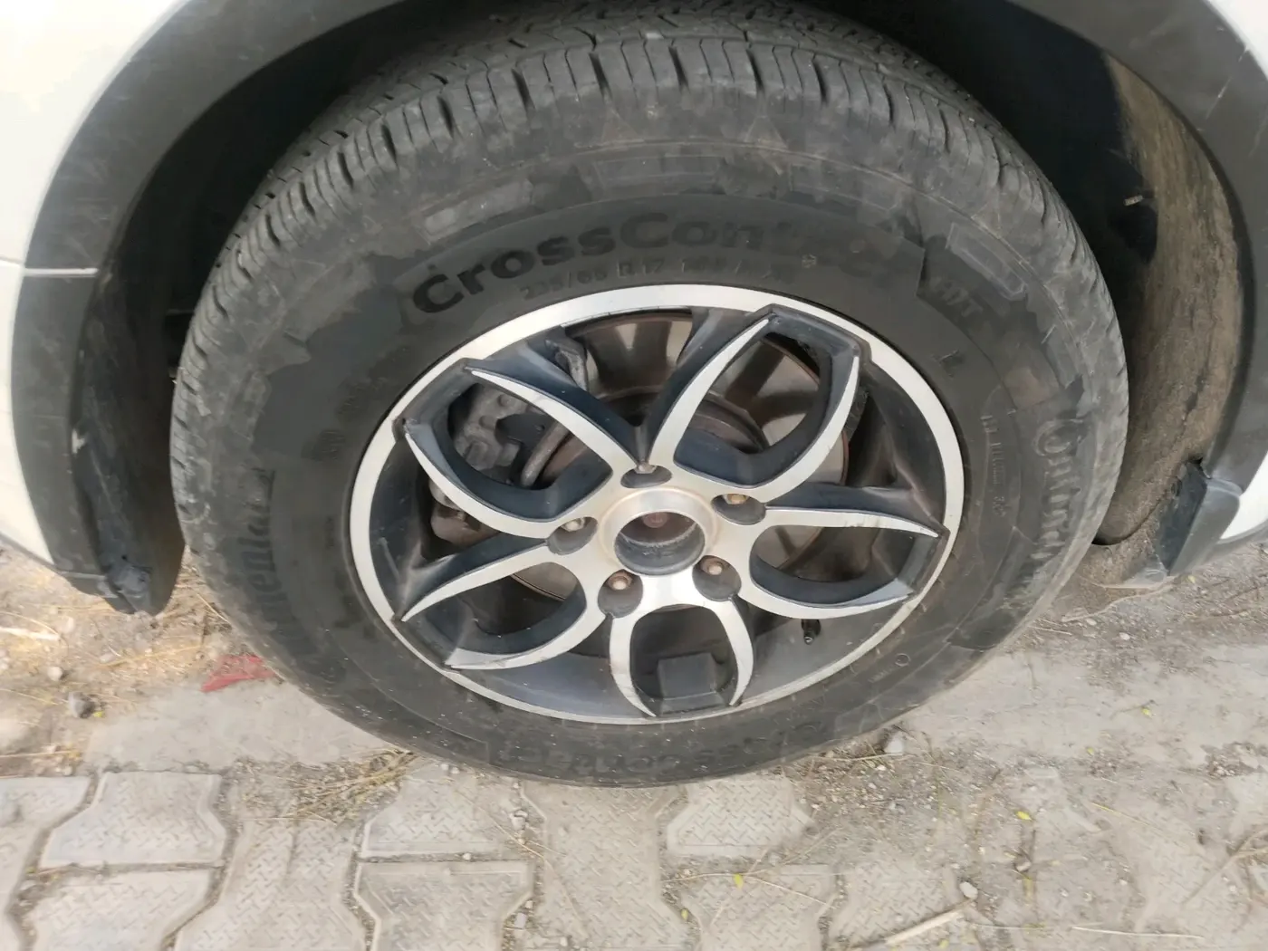 2019 Mahindra XUV500 W7, Diesel, Manual, 88,964 km, tyre