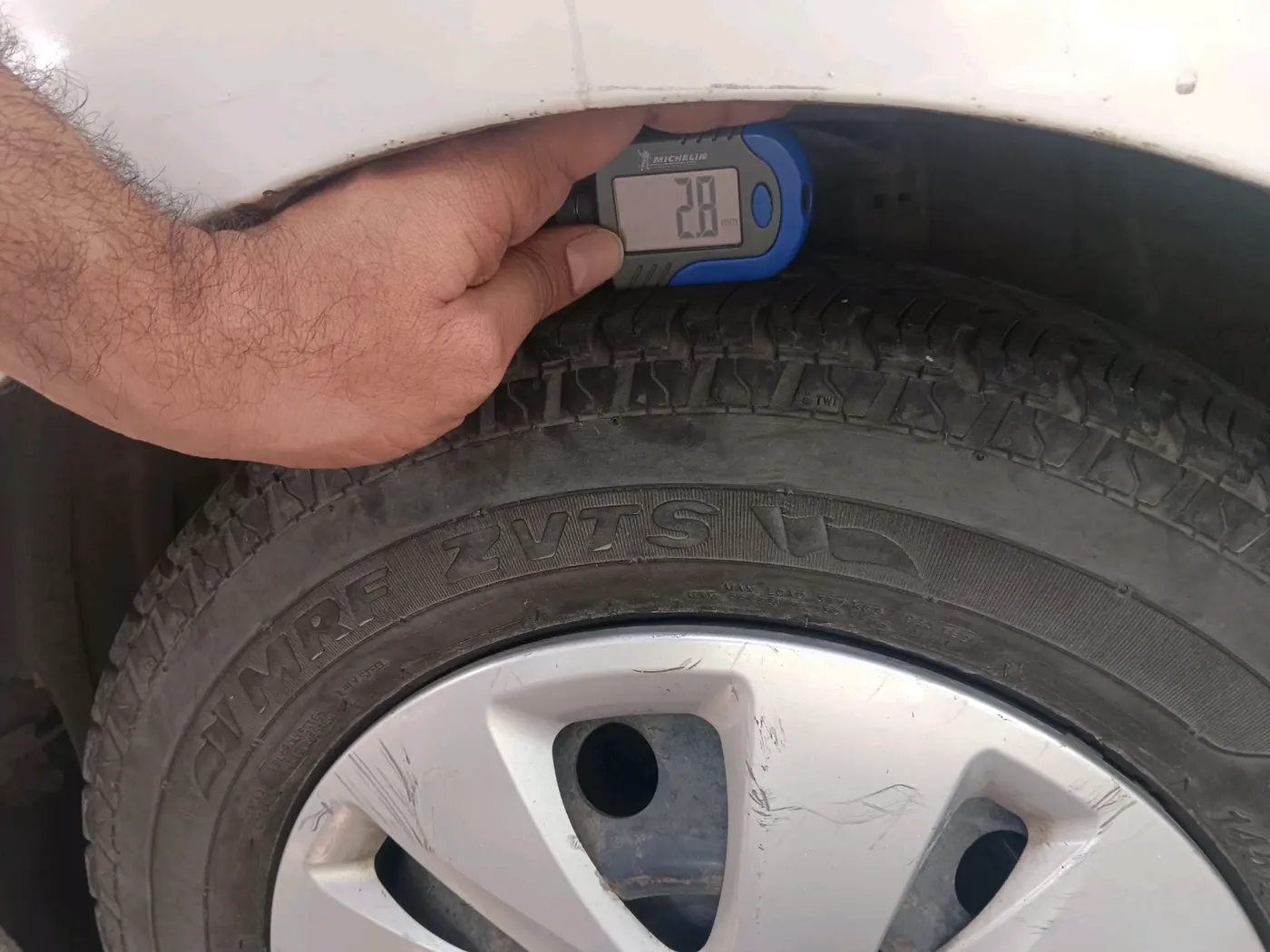 2011 Hyundai i10 MAGNA 1.2, Petrol, Manual, 81,555 km, tyre