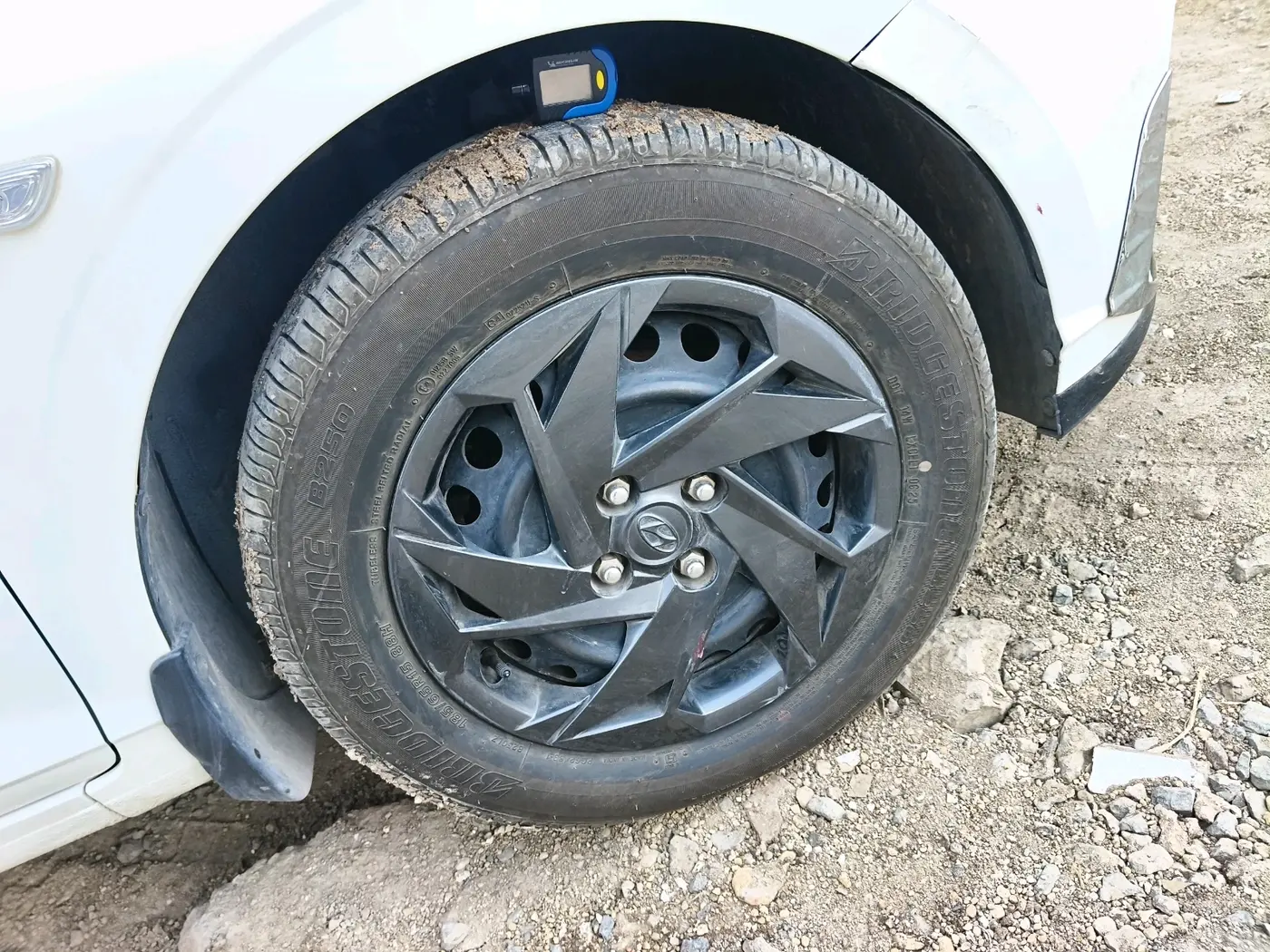 2022 Hyundai NEW I20 MAGNA 1.2 MT, Petrol, Manual, 42,408 km, tyre