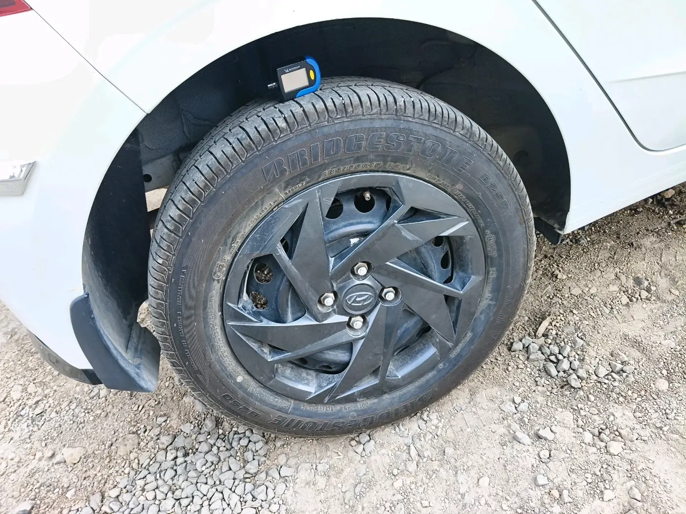 2022 Hyundai NEW I20 MAGNA 1.2 MT, Petrol, Manual, 42,408 km, tyre