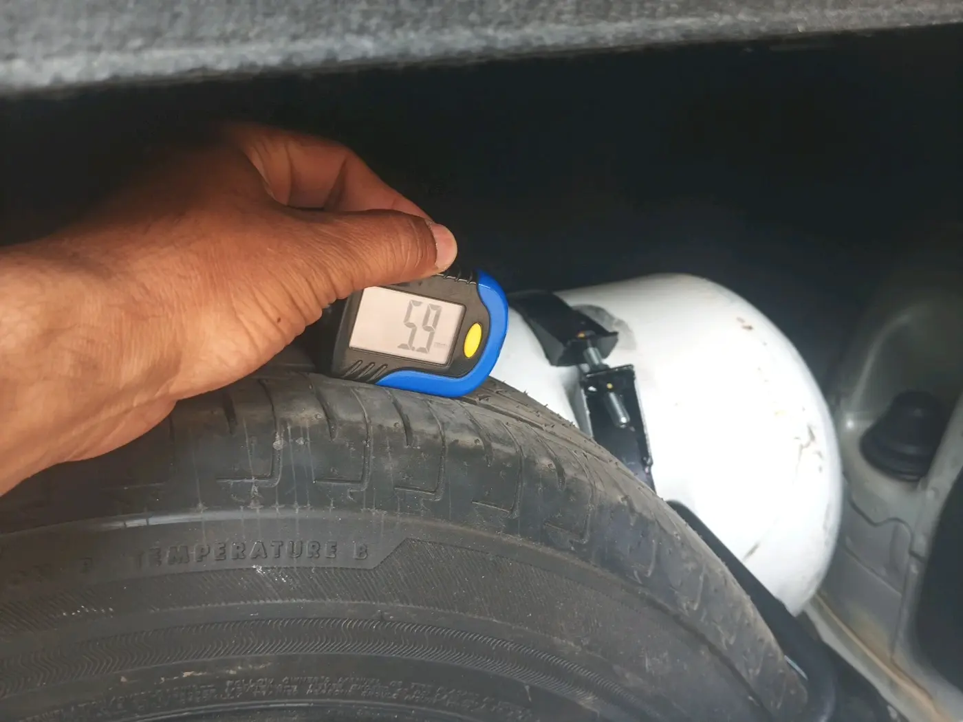 2022 Maruti Celerio VXI CNG, CNG, Manual, 35,867 km, tyre