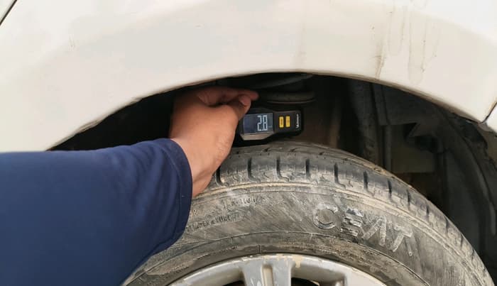 2018 Tata Tiago XZ PETROL, Petrol, Manual, 86,727 km, tyre