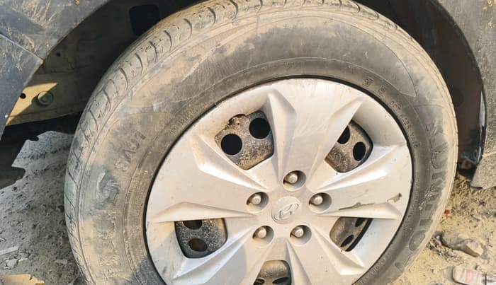 2018 Hyundai Creta E PLUS 1.4 DIESEL, Diesel, Manual, 1,09,261 km, tyre