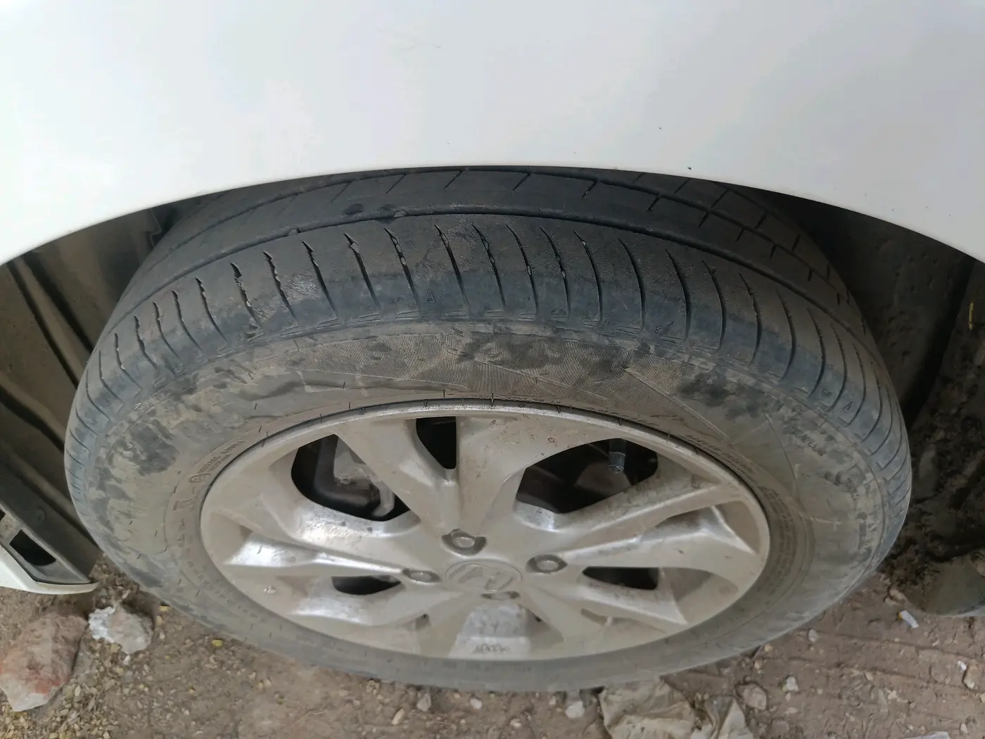 2019 Honda Amaze 1.2L I-VTEC V, Petrol, Manual, 1,08,823 km, tyre
