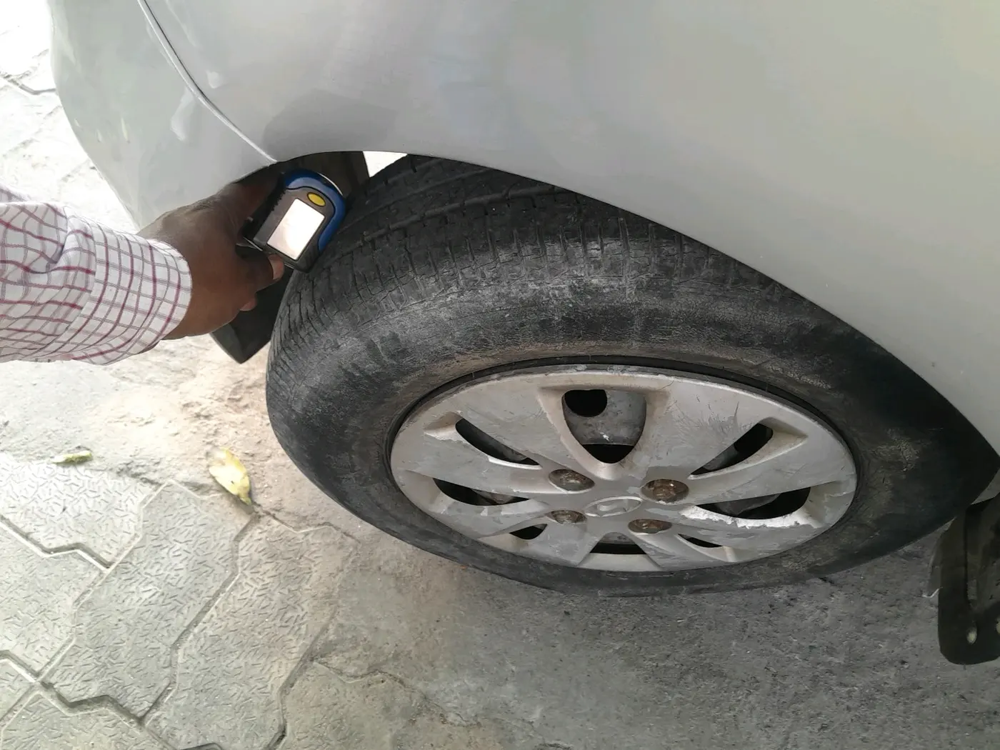 2012 Hyundai i10 MAGNA 1.2, Petrol, Manual, 11,341 km, tyre
