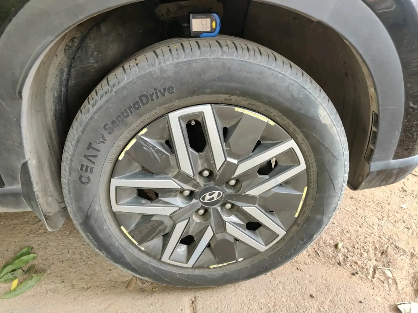 2022 Hyundai VENUE S PLUS 1.5 CRDI, Diesel, Manual, 32,000 km, tyre