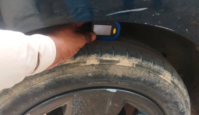 2021 Hyundai GRAND I10 NIOS MAGNA CORPORATE EDITION 1.2 KAPPA VTVT, Petrol, Manual, 42,518 km, tyre