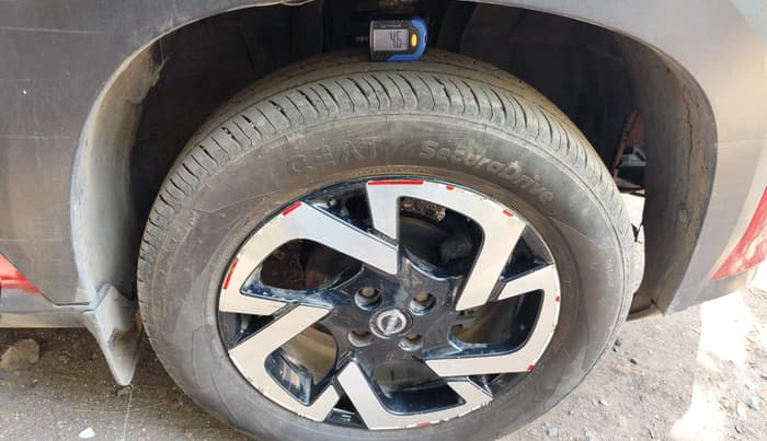 2023 Nissan MAGNITE XV MT, Petrol, Manual, 64,354 km, tyre