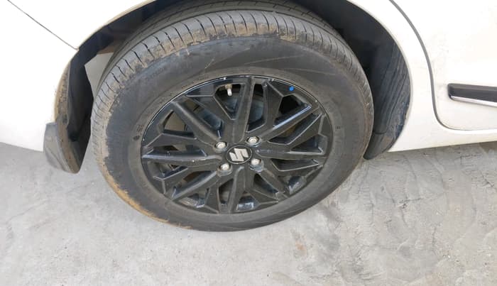 2024 Maruti Dzire ZXI, Petrol, Manual, 98,295 km, tyre